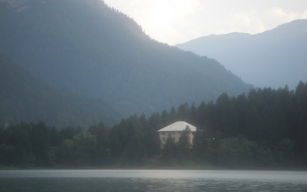 Italian Lakeside Villas